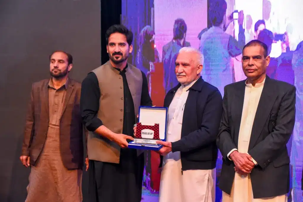 Waziristan’s Jamshed Burki honored with pride of Khyber Pakhtunkhwa award