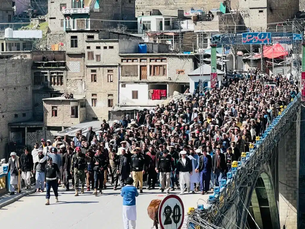 Dasu dam affectees stage sit-in outside DC office in Upper Kohistan