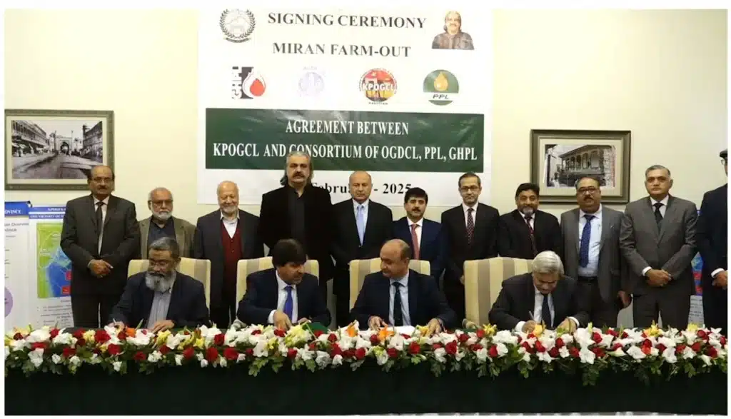 KP govt signs MOU with companies to explore oil, gas in North Waziristan