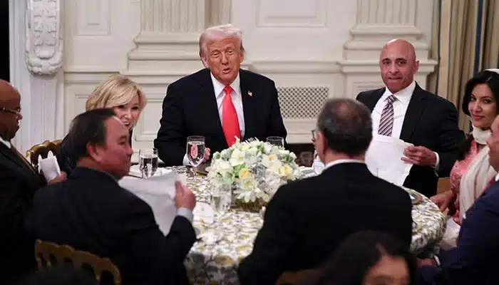 Trump thanks Muslim Americans for election support during White House Iftar dinner