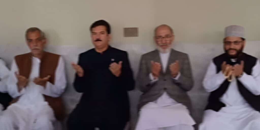 Governor KP visits Swabi to condole death of ex-senator brother