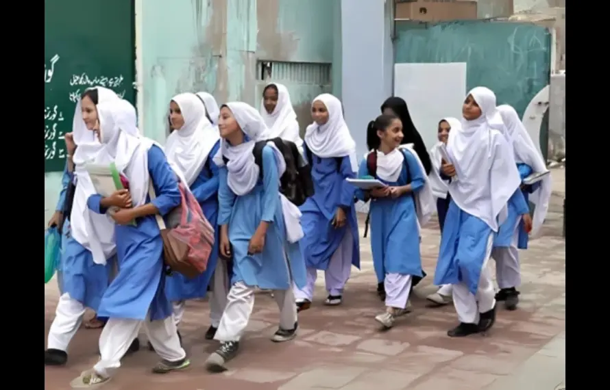 Parents demand change in school timing in Ramazan