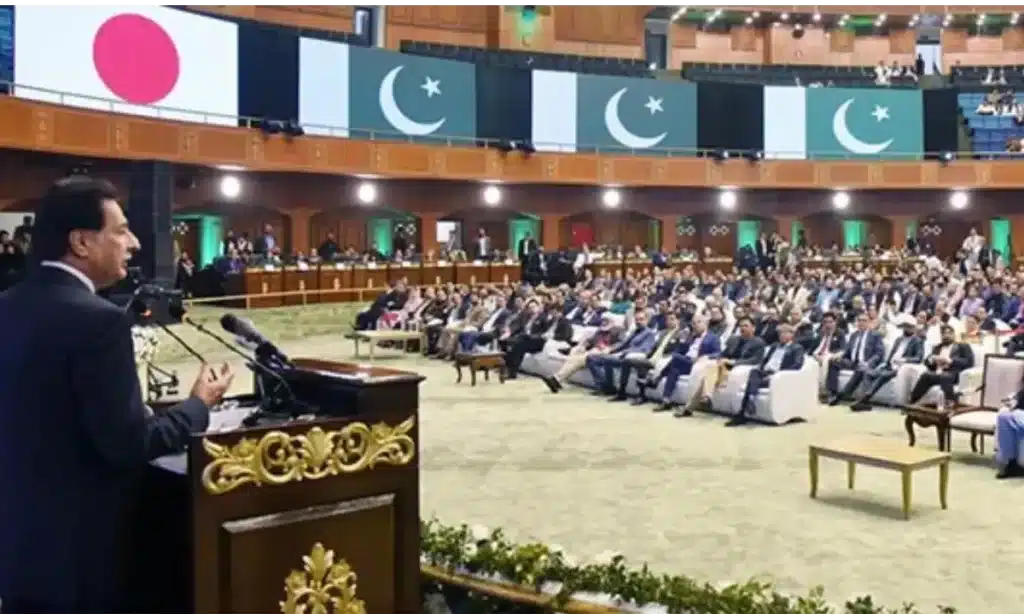 PM, Army Chief to address Overseas Pakistanis Convention today