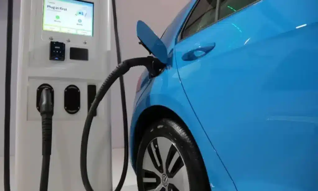 NEPRA reduces tariffs for electric vehicle charging stations