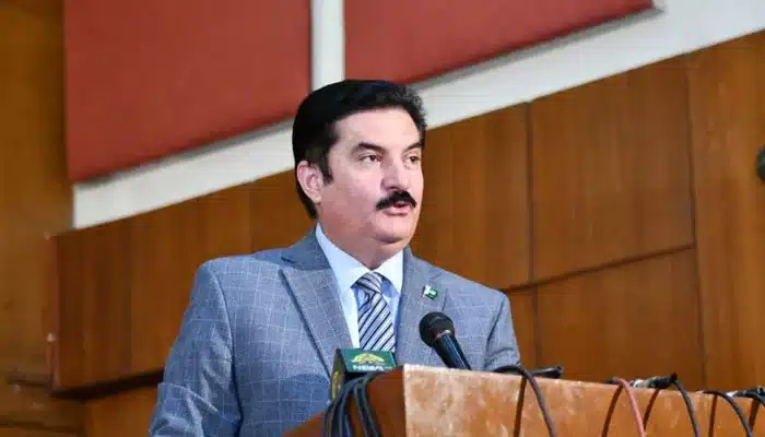 KP faces serious challenges, including terrorism, governance gap: Governor Kundi