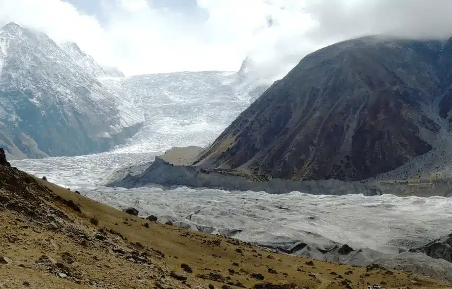 PDMA warns of growing GLOF risk in northern KP as temperatures rise