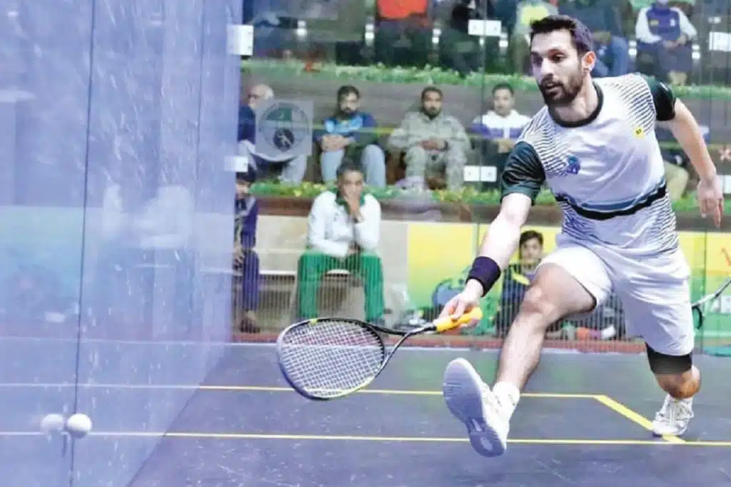 Nasir Iqbal advances to quarterfinals in Asian Squash Championships
