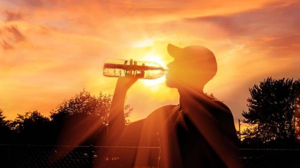 935 Fall Ill, 48 Hospitalized as Heat Wave Grips KP