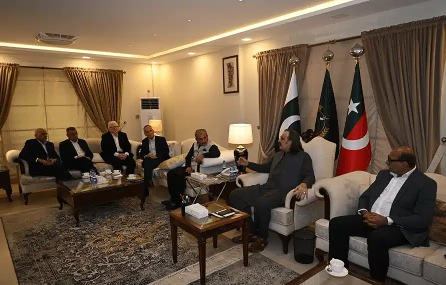 Cement industry delegation holds important meeting with Ali Amin Gandapur, agrees to raise royalty to Rs. 350 per ton