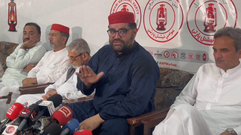 Aimal Wali Khan vows to go to any extent for formation of judicial commission in Mualana Khanzeb murder case