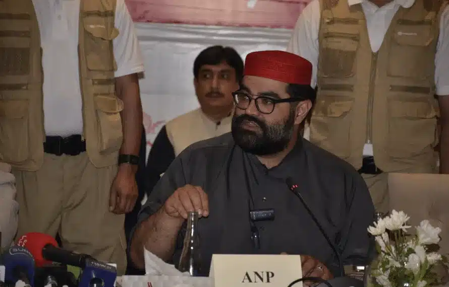Central leader of the Awami National Party (ANP), Aimal Wali Khan, has questioned the federal government over its failure to implement the 18th Constitutional Amendment, urging immediate changes in the federation’s approach toward Khyber Pakhtunkhwa and Balochistan.