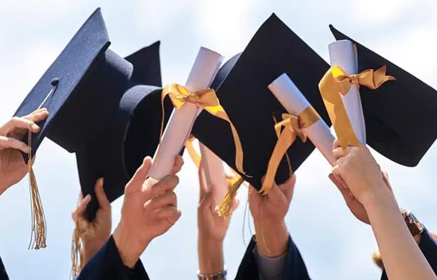 Applications open for scholarship program to study for Free in the UK